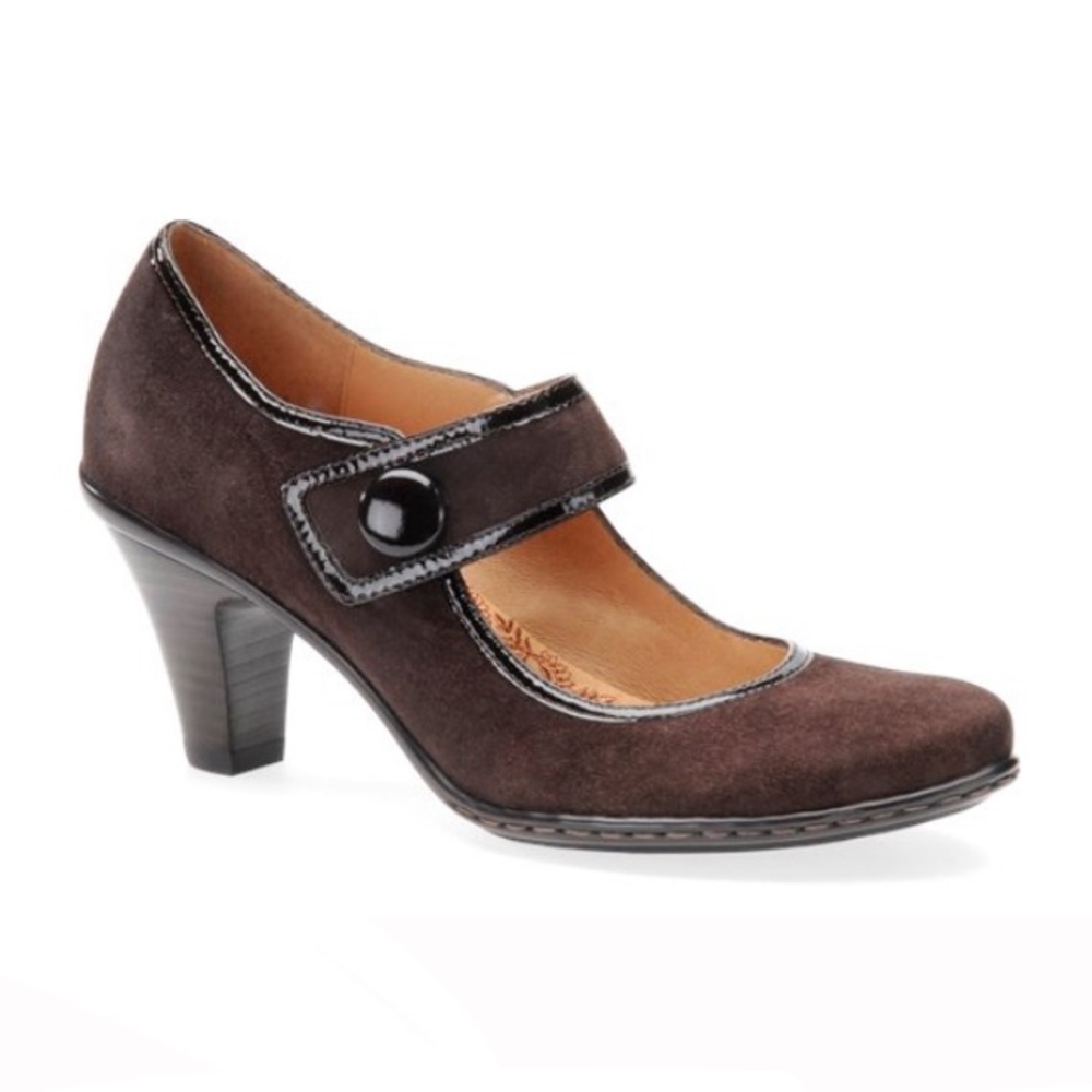 Sofft Suede Maryjane pump